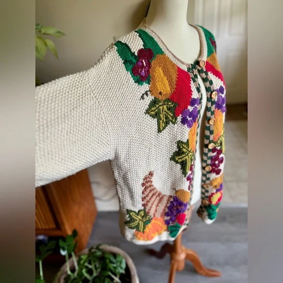 ☾ Vintage RARE hand-knit harvest scene fall graphic cardigan (cotton / ramie) - Picture 3 of 8